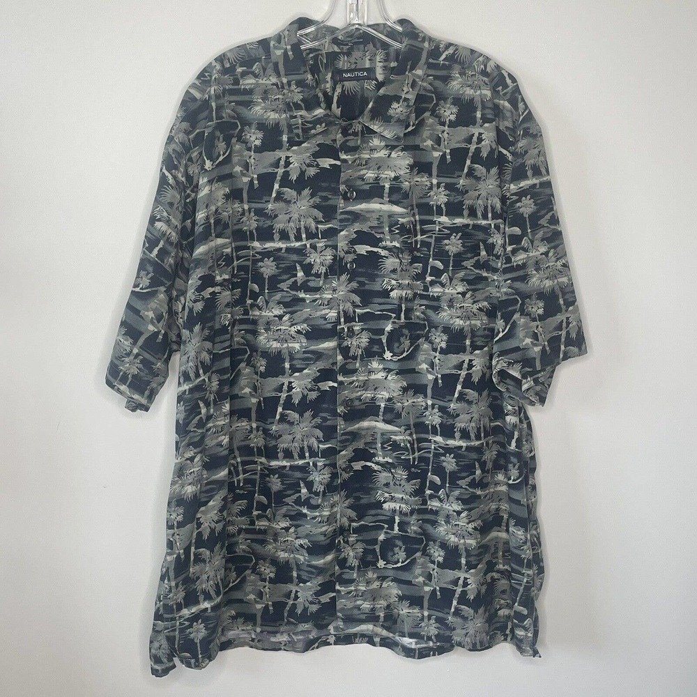 Nautica Shirt Men’s XL Palm Tree Hawaiian Style Rayon Blend Top Button Up Tropic